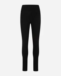 ATHLETIC ESSENTIAL W