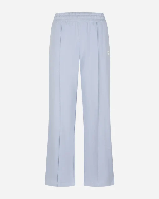 ATHLETIC ESSENTIAL W