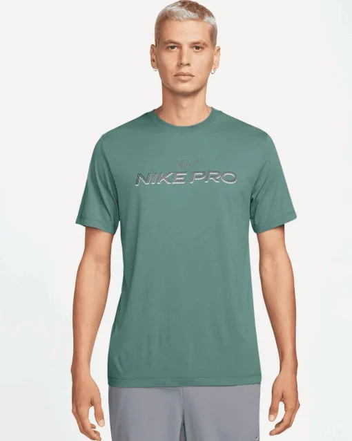 DRI FIT NP GFX M