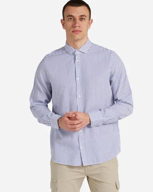 ESSENTIAL M