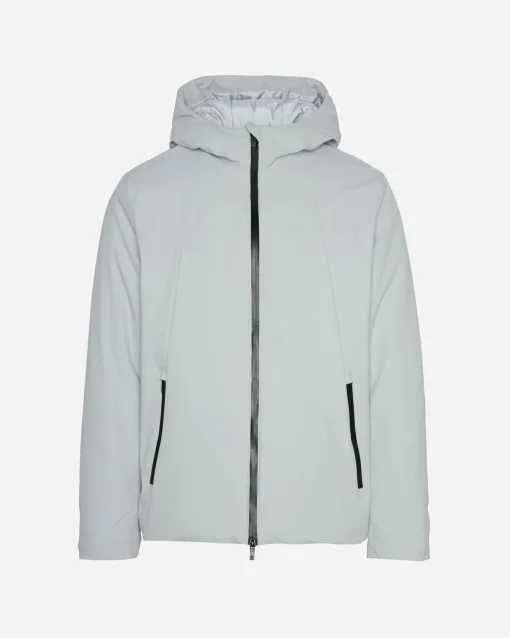 ESSENTIAL M