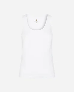 ESSENTIAL W