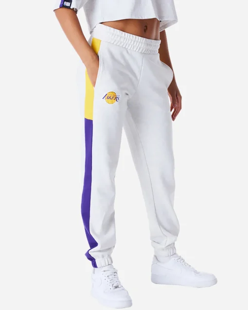 LAKERS W