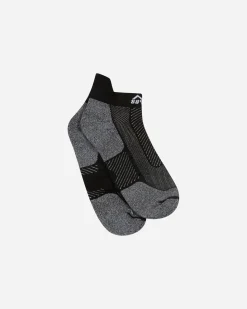 MOUNTAIN SHORT