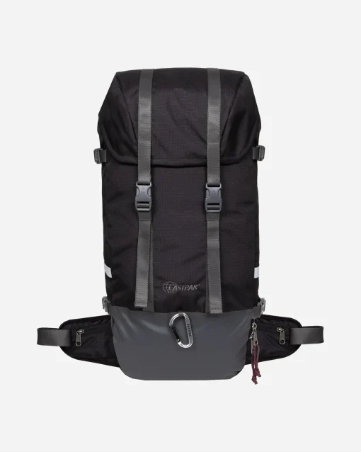 OUT PACK BAG OUT