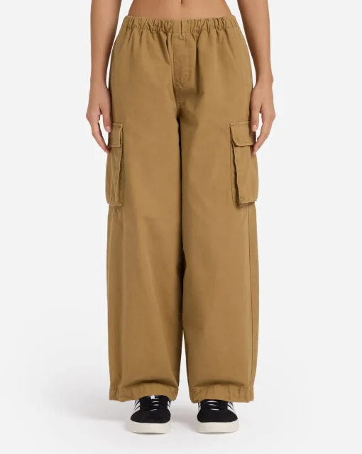 STREETWEAR W